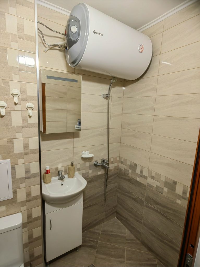 Дава се под наем Двустаен апартамент в Поморие - 50 кв.м за 280.5 € - Снимка #6