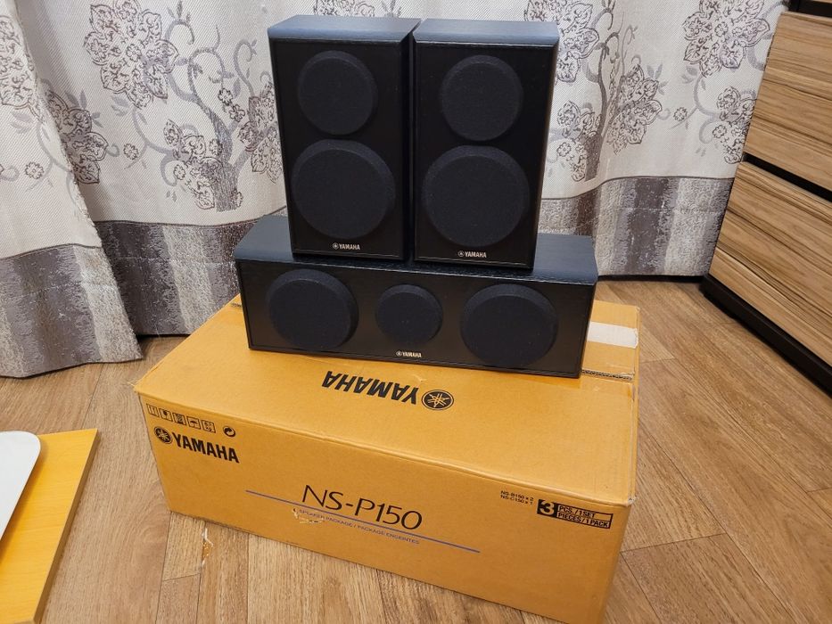 Колонки центральный канал и тыл Yamaha NS-P150