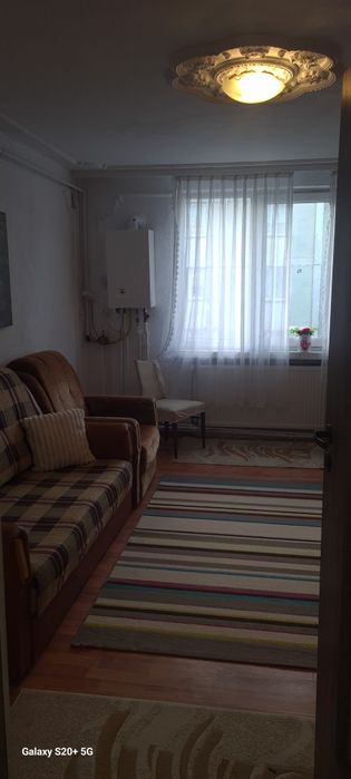 Închiriez garsonieră complet mobilată și utilată.