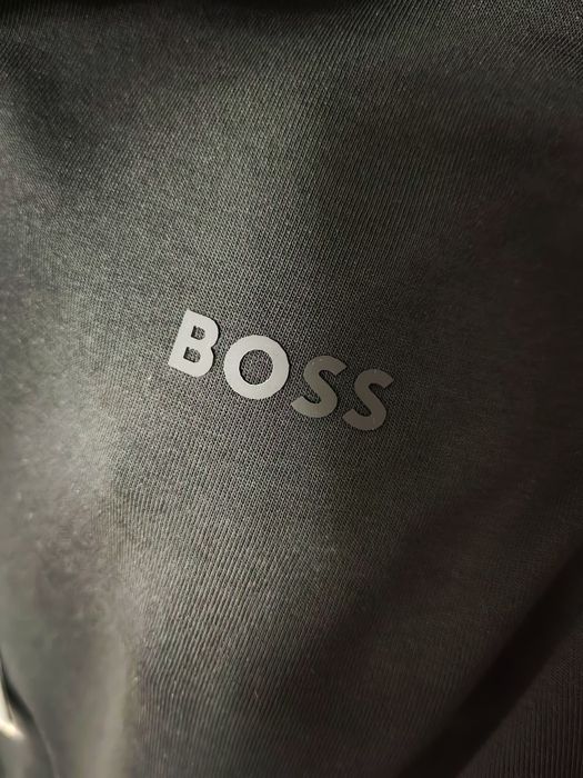 Trening Boss, calitate garantata,am mai multe mărimi