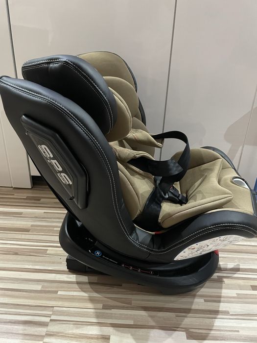 Столче за кола мони