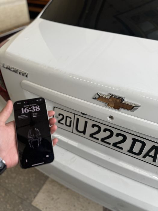 Iphone 15 pro max sotiladi srochno