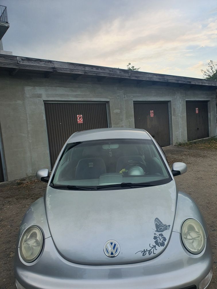 VAND VW BEETLE anul 2002