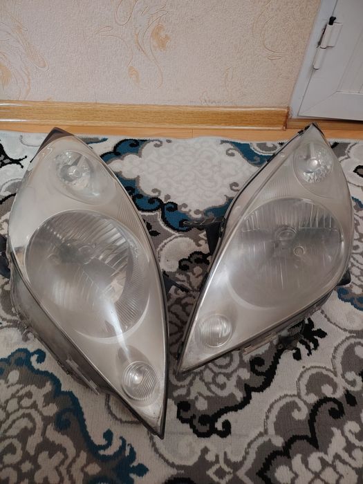 Spark uchun old faralari, bar