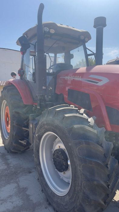 Трактор SF 1804.Traktor SF 1804