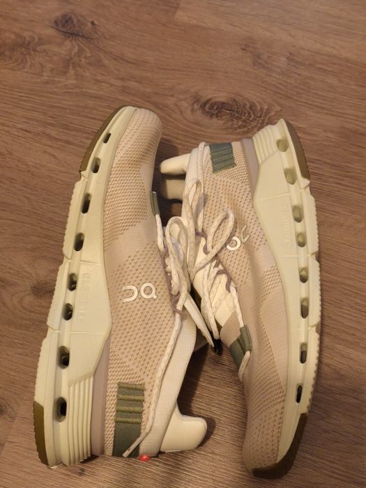 Adidași On Cloudnova Dama Mar 40.5 Impecabili