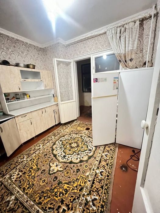 Шерикликка квартира бор кизларга80$ одам бошига