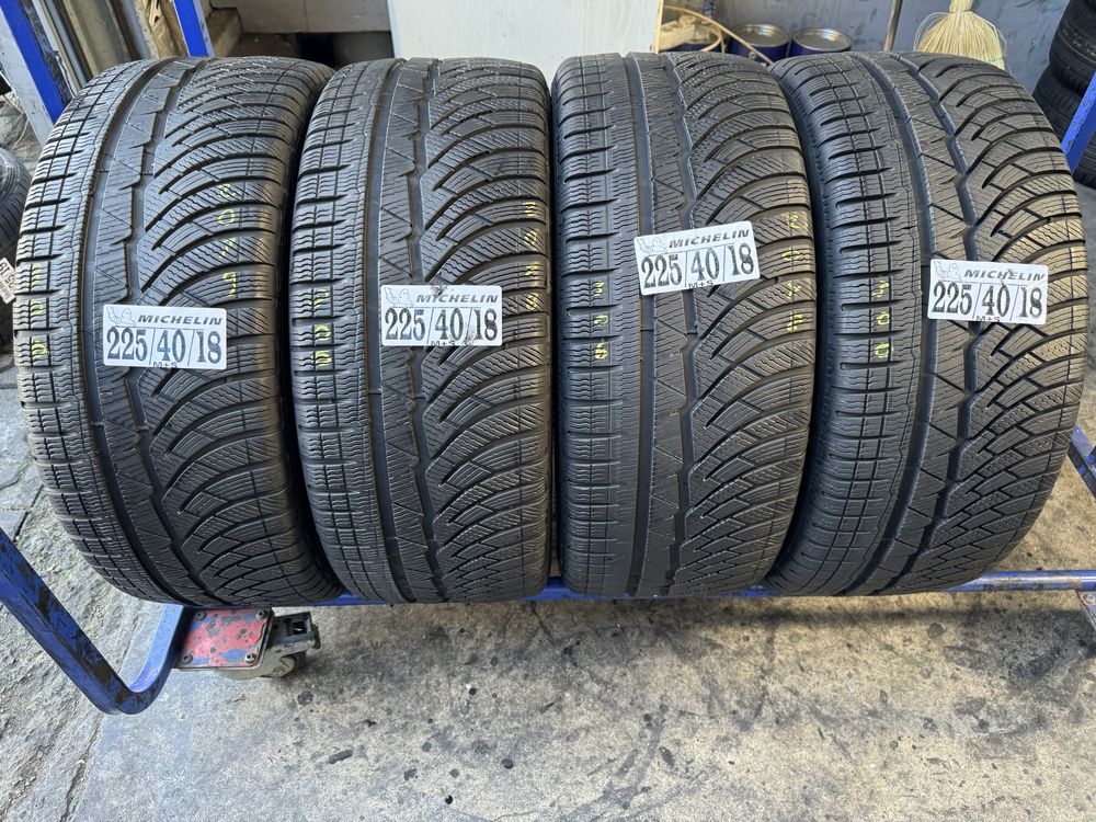 225/40/18 Michelin M+S