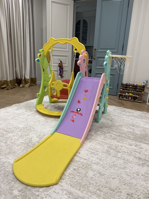 Продам детскую  горку с качелей испанского бренда Pituso