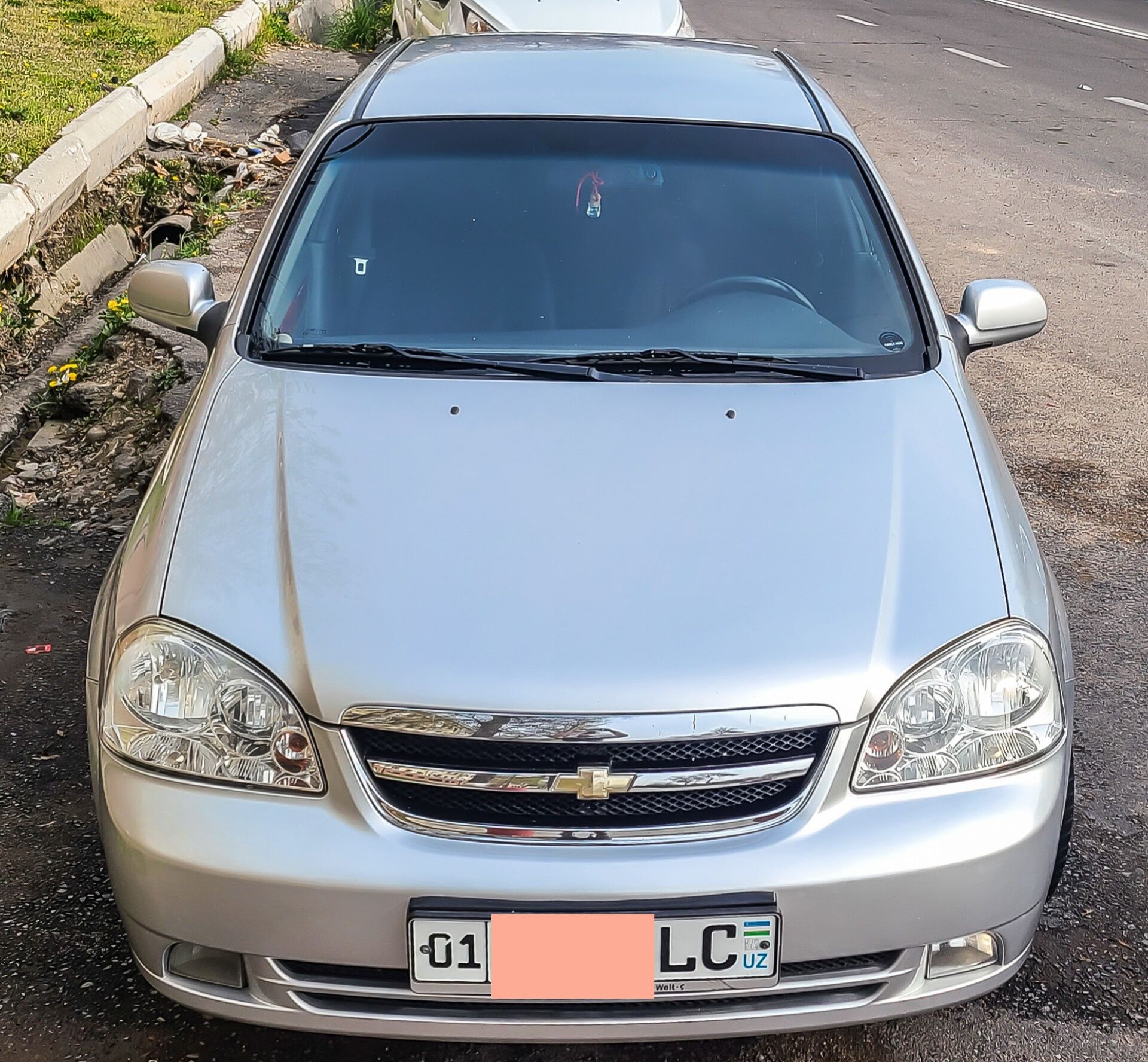 Продаётся Lacetti 1.8