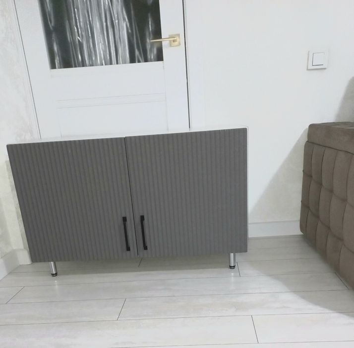 Тумба от гарнитура новая: 99см. х 58см. х 60см.