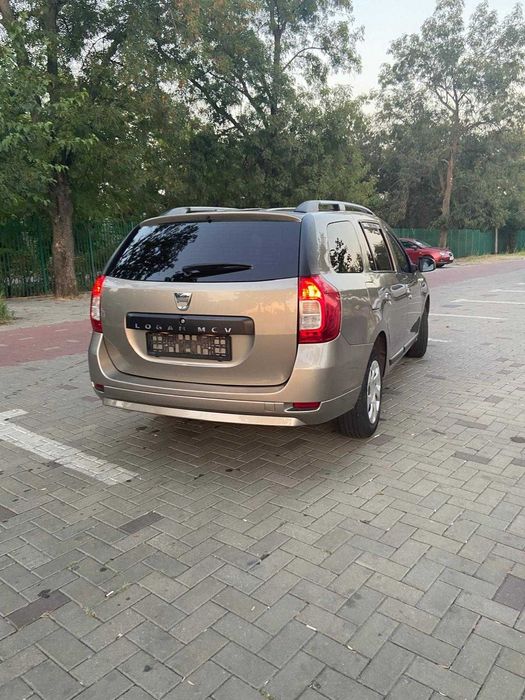 Dacia Logan MCV Laureate 2015
