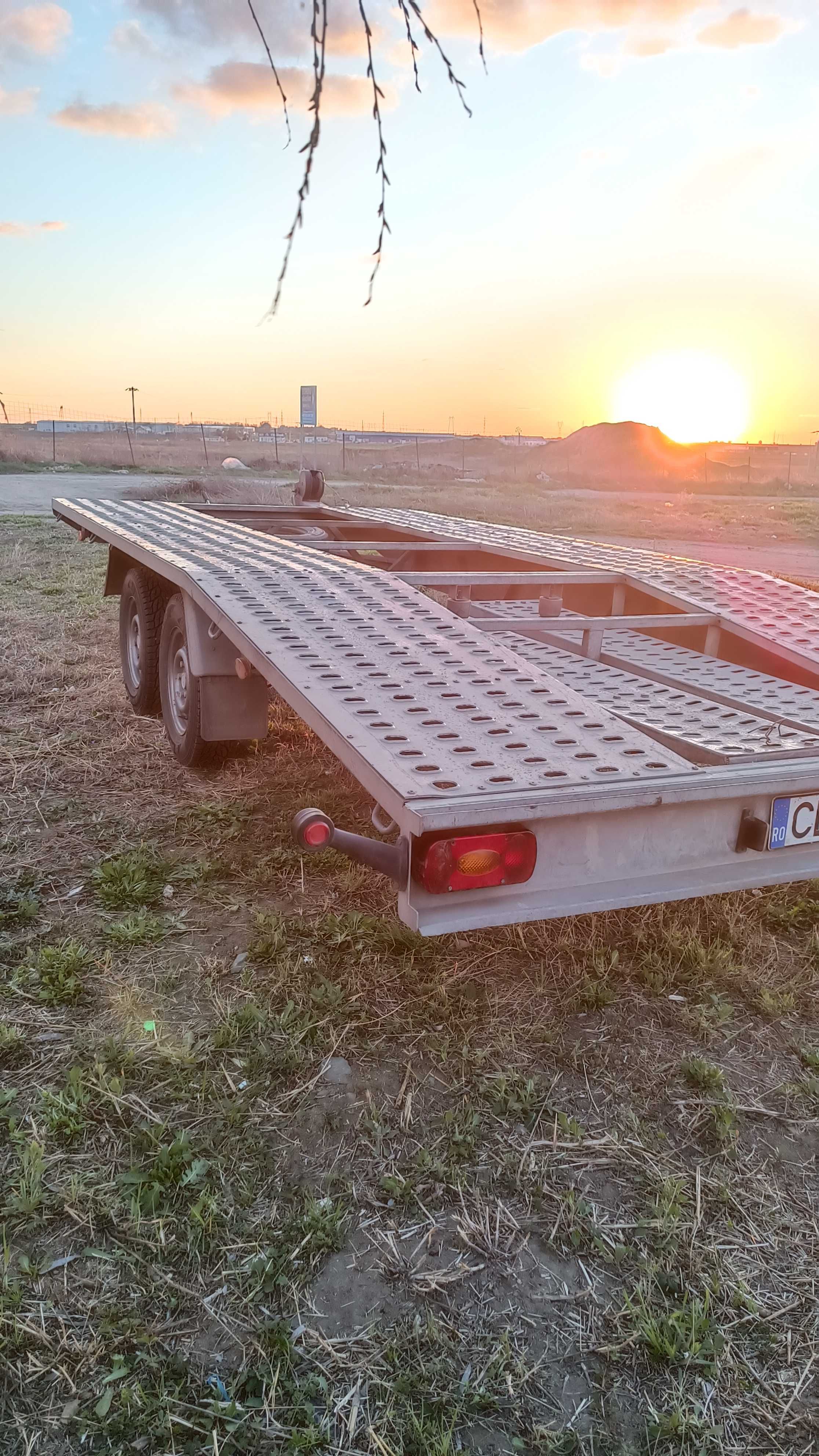 Inchirieri platforme auto si remorca auto/moto/atv/sofer