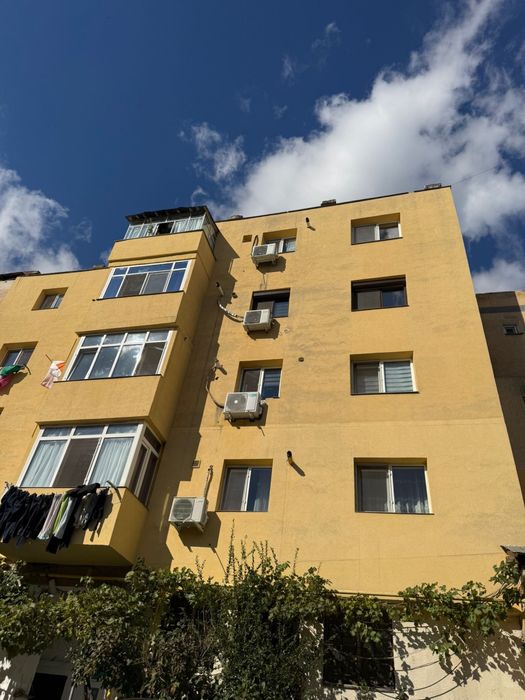 Apartament 2 camere - DECOMANDAT-  CENTRALA GAZ