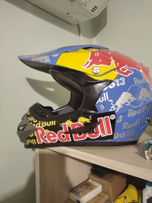 Продавам каска за мотор