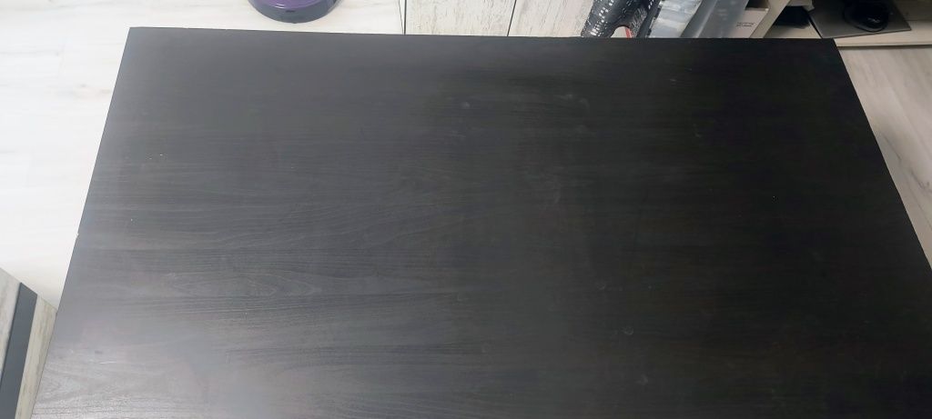 Продавам маса от Ikea