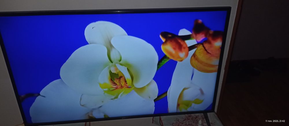 Vând tv LG 49 inch 123 cm