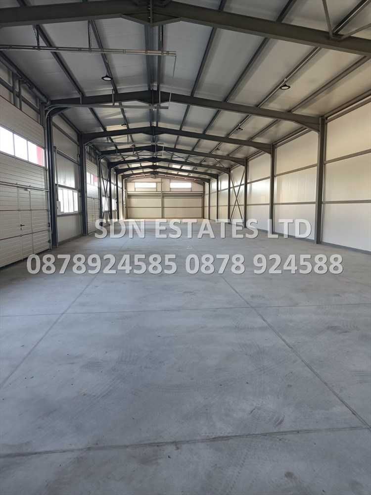 Дава се под наем Промишлена сграда в Казанлък - 1050 кв.м за 2805 € - Снимка #4