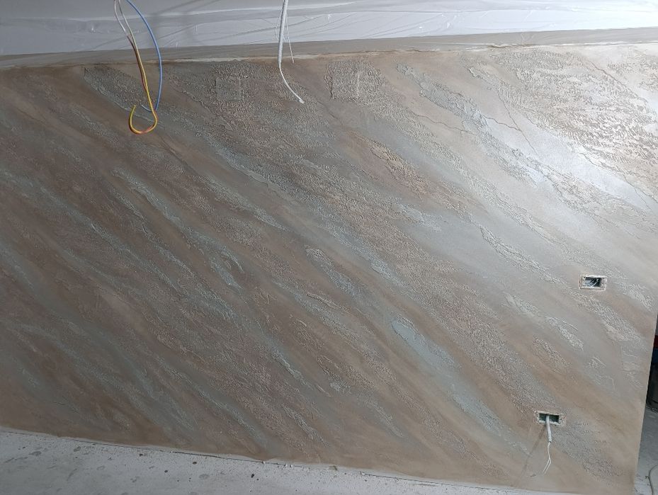 Piatra sparta ,piatra zen, vopsea pensulata