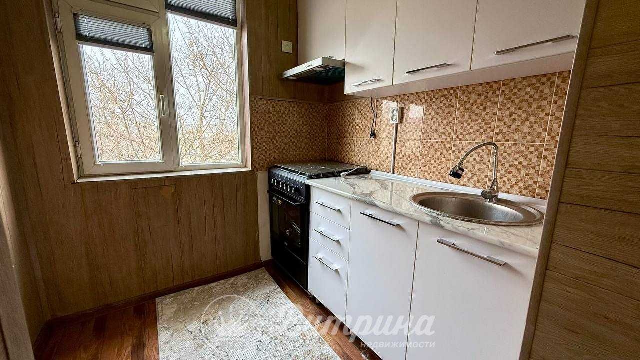 2- комнатная квартира на Шота Руставели