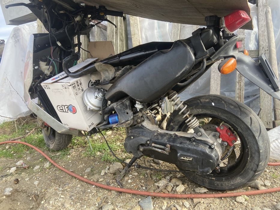 Dezmembrez sau vand malaguti f12