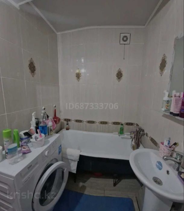 Срочно продается 1 комнатная кв, мкр "Байтерек"