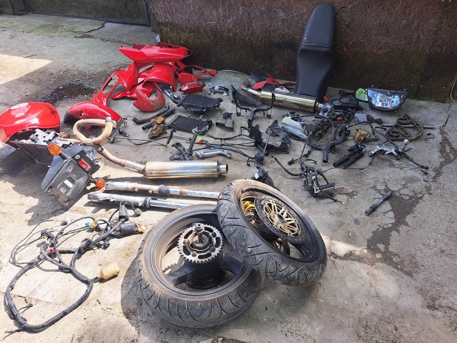 Piese honda vrt 1000