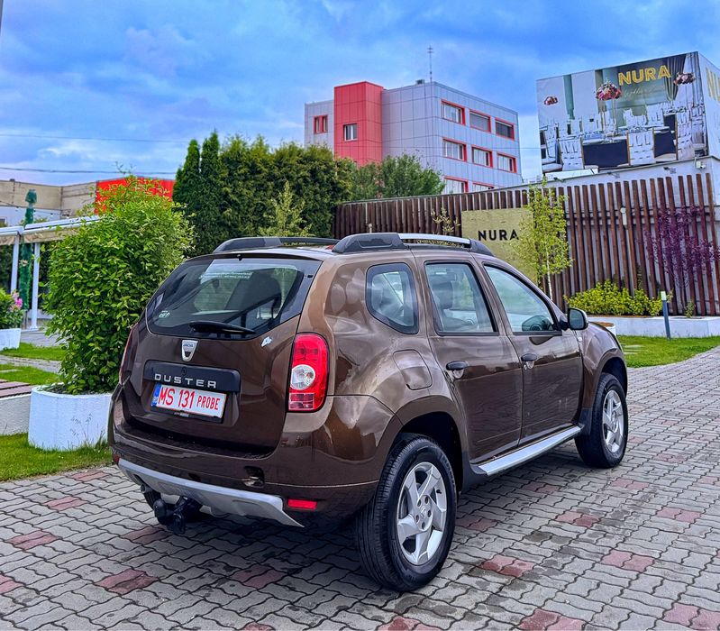 Dacia Duster 1.6 Euro5 4x4 Benzina Clima Geamuri Electrice Carlig
