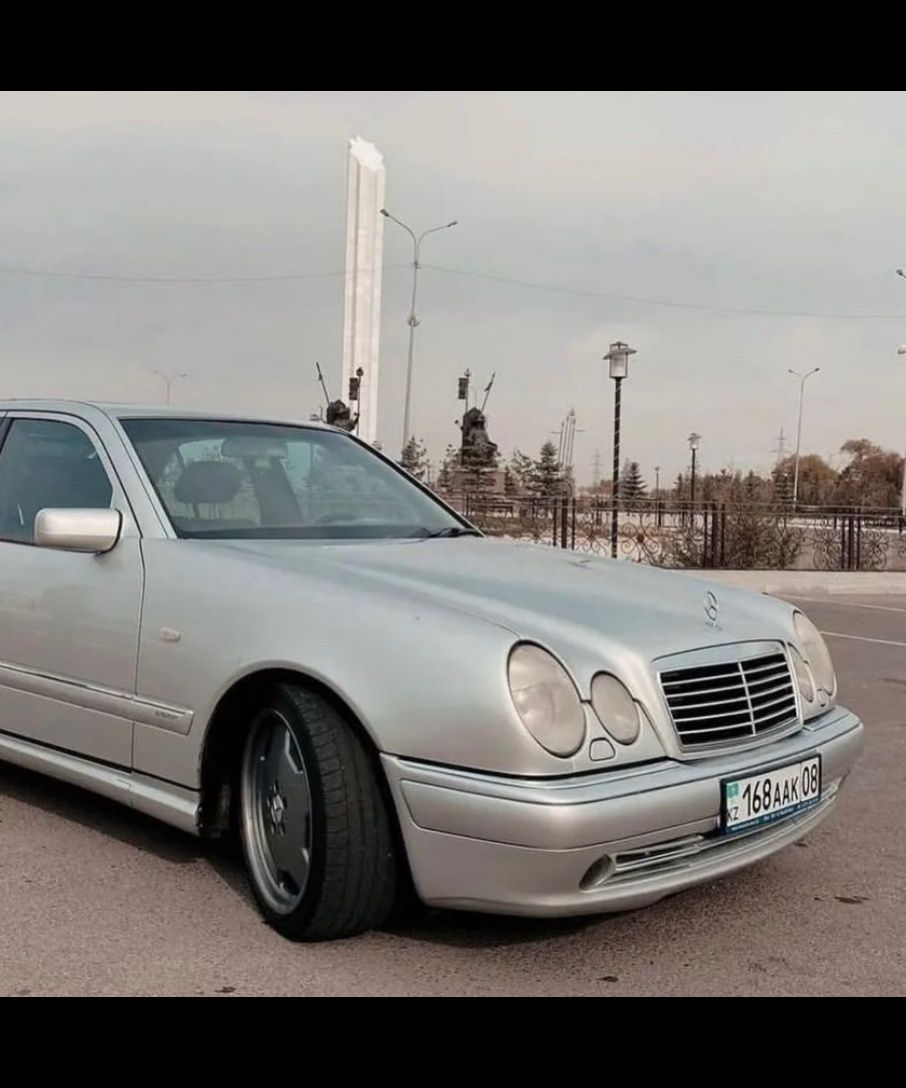 Бампер Мерседес w210 Пороги AMG