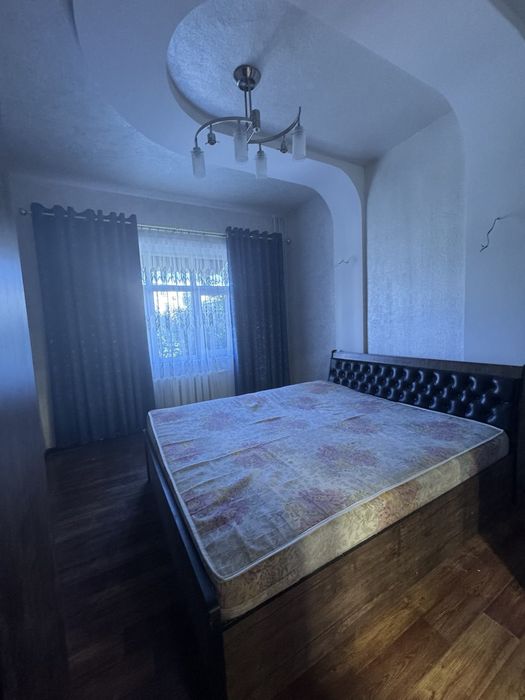 Ибн сино -1 сдаётся 3х ком квартира