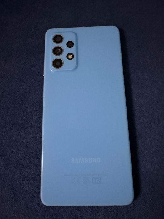 Смартфон Samsung A52