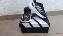 Маратонки Adidas