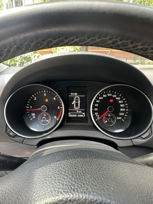 VW Golf 6,  1.6 TDI 2011