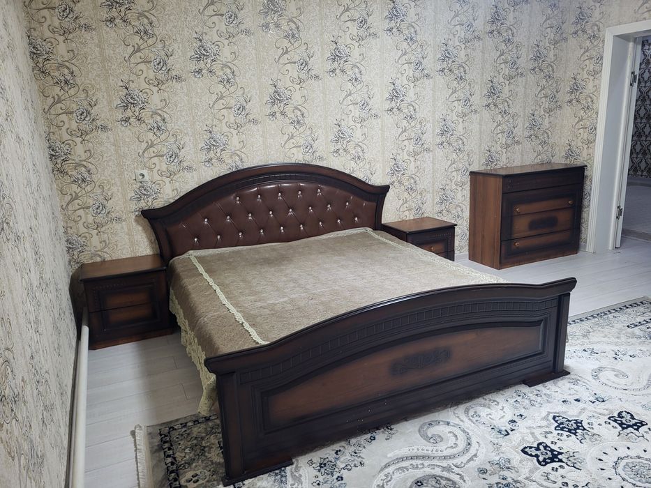 Комплект спальный гарнитур сатылады.