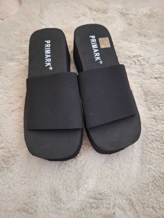 Papuci Primark noi fără etichetă mărimea 37