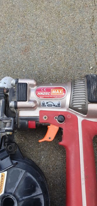 Pistol pneumatic cuie beton Max HN25C