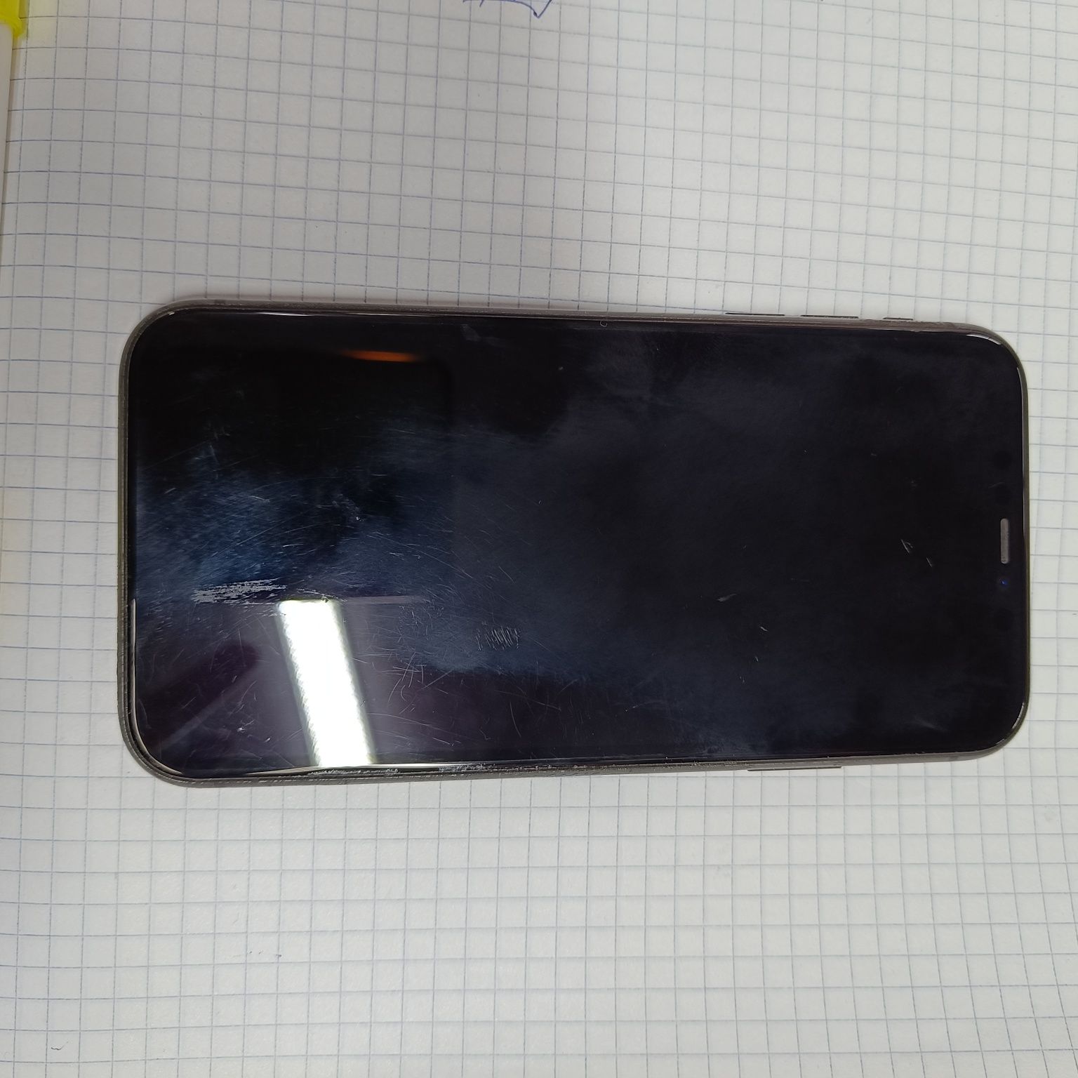 iPhone 11 продам