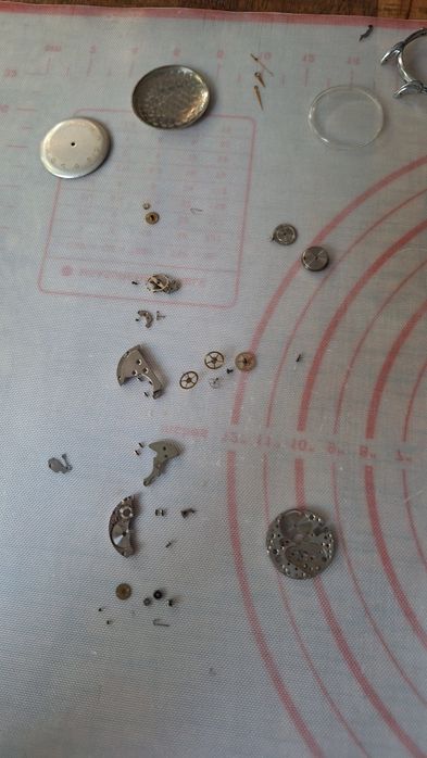 Ceas vintage anii 50( nu  este Certina, doxa , tissot, omega)