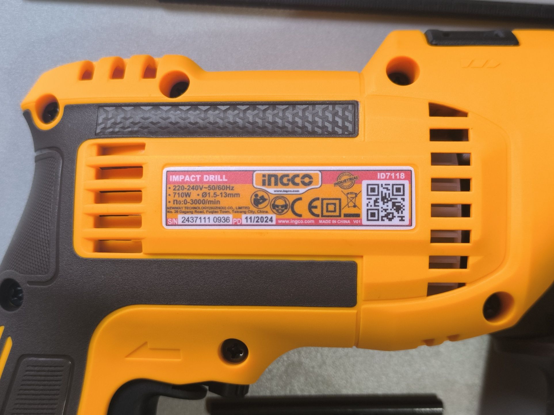 Дрель INGCO 710W новая
