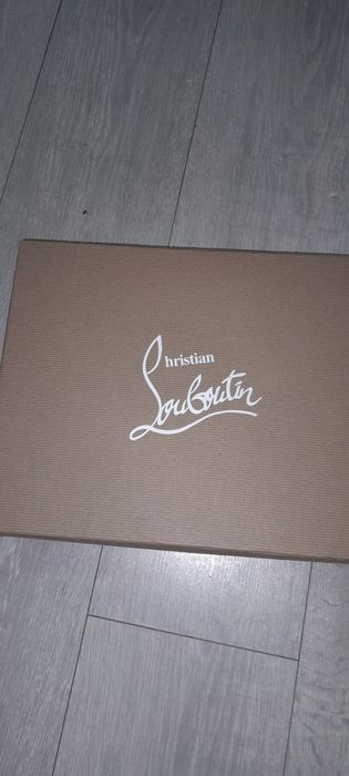 Vând Ghete Christian Louboutin