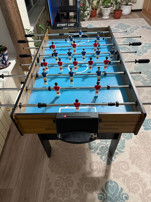 Продам настольный футбол и теннисный стол в отличном состоянии