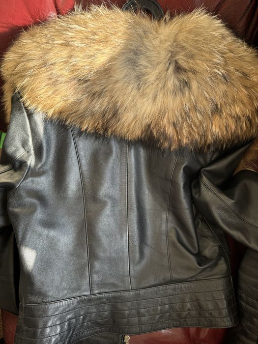 Кожено яке с естествена яка