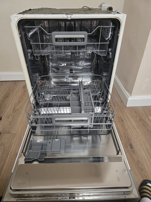 Juno/Electrolux съдомиялна