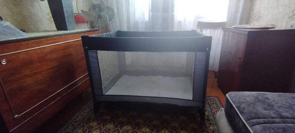 Манеж детский складной