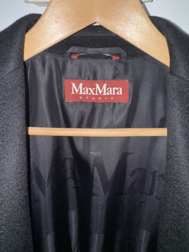 Palton Max Mara Studio din casmir
