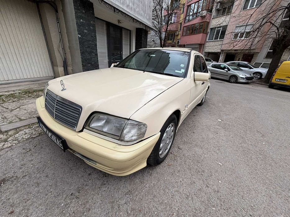 Mercedes-Benz C 220 W202