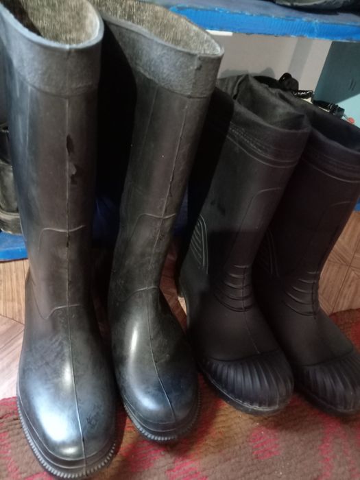 Продам резиновые сапоги