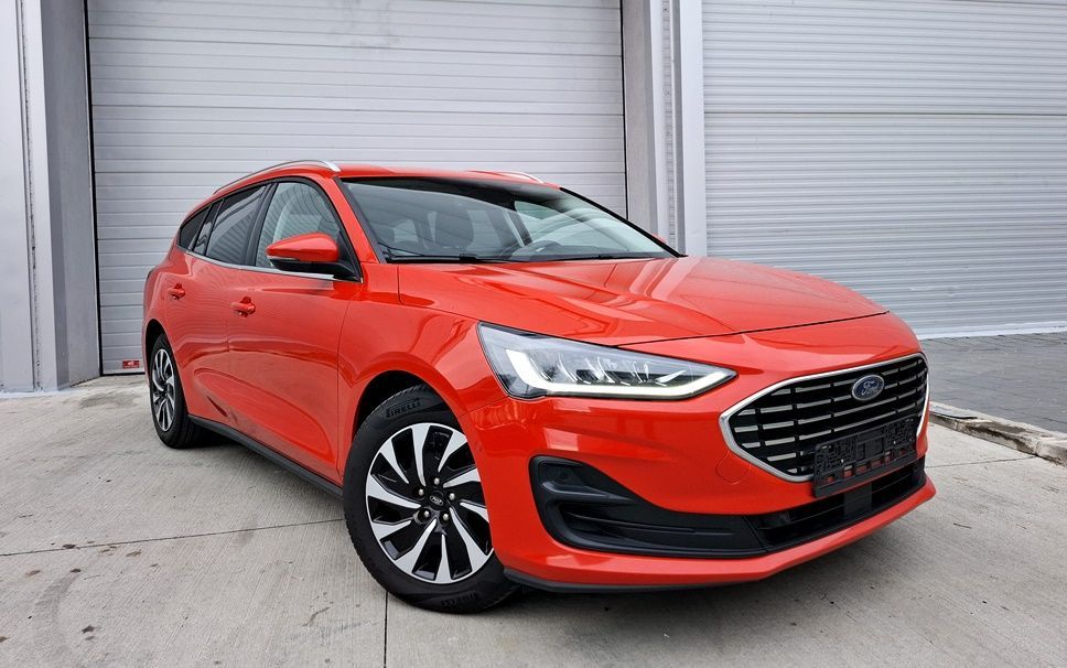 Ford Focus Ford Focus 1.5tdci 120cp Titanium Faruri Led Bord Virtual Camera Autom