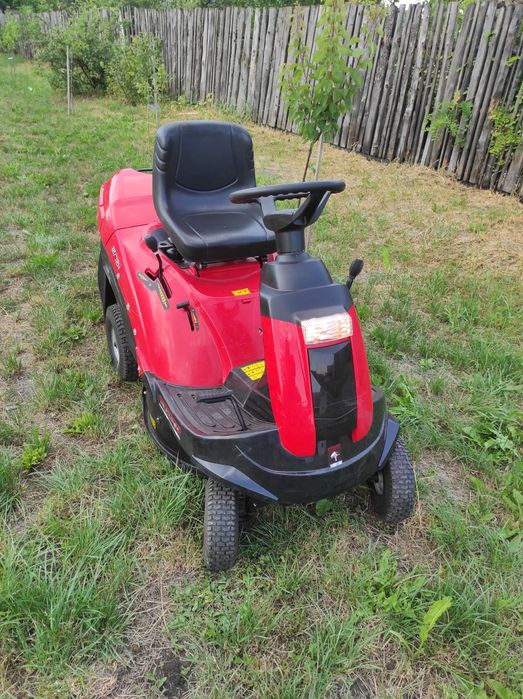 Vand tractoras de tuns gazon 2019