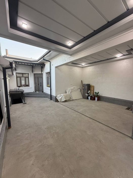 Uchaska sotiladi shayxontohur.koʻkcha koshona 2sotik.